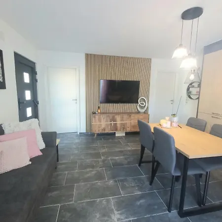 Apartment Lea