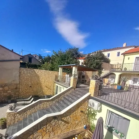 Apartment Lea